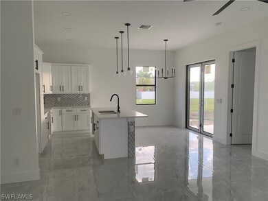 Kitchen, dining room, porch sliding door + master