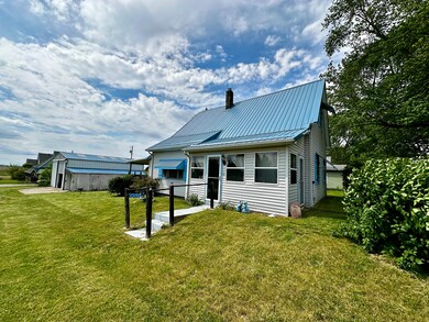 100 N Main Cross St, Wingate, IN 47994 - photo 3