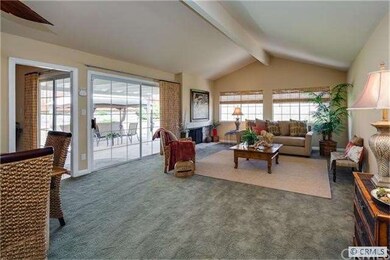 Main level with formal entry leads to spacious Liv