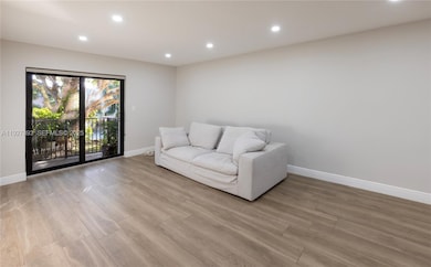 6855 Edgewater Dr unit 1DS, Coral Gables, FL 33133 - photo 6