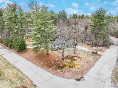 6 Rotterdam Dr, Litchfield, NH 03052 - photo 2