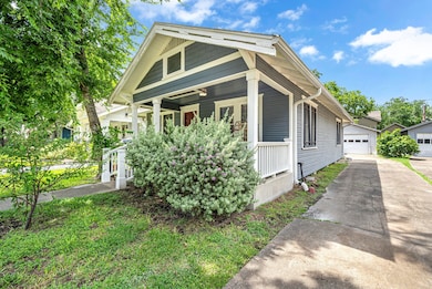 725 Peddie St, Houston, TX 77008 - photo 2