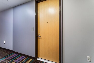 Juhl unit 711, Las Vegas, NV 89101 - photo 6