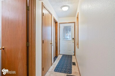 04-Entry_KC_08469