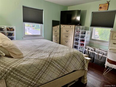 560 Tuckahoe Rd unit 1B, Yonkers, NY 10710 - photo 7