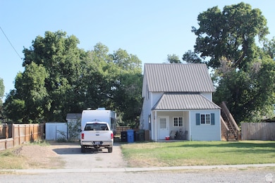 279 W 300 N, Hyrum, UT 84319 - photo 2