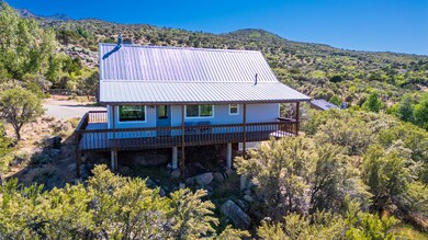 822 Hillside Dr-005