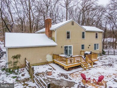 10367 Launcelot Ln, Columbia, MD 21044 - photo 2