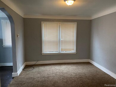 8248 Roselawn St, Detroit, MI 48204 - photo 5