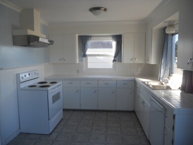Spacious Kitchen