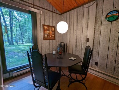 146 Beach Ln, Dingmans Ferry, PA 18328 - photo 7