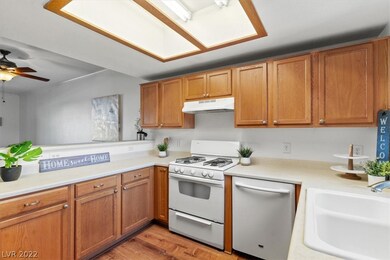 Plenty of cabinets
