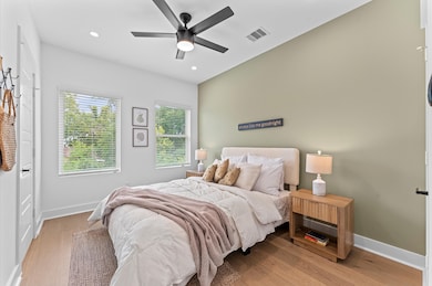 1009 Tuskegee Heights Ln, Houston, TX 77091 - photo 4