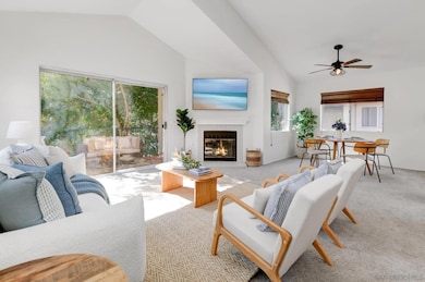 11263 Avenida de Los Lobos unit D, San Diego, CA 92127 - photo 3