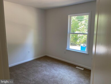 81 White Cedar Ln, Harpers Ferry, WV 25425 - photo 6