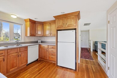 12-web-or-mls-27 Chestnut St Final-5