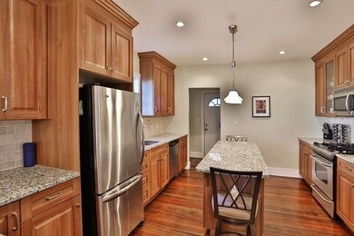 47 Everett St unit 1, Arlington, MA 02474 - photo 3