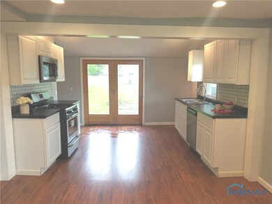 Dining Area into kitchen.