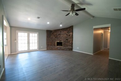Living room - corner fireplace with gas logs, new