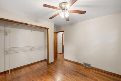 3232_ellis_dr_ames_ia-9_310