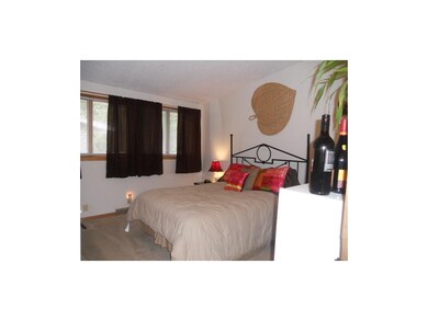 Master Bedroom. Vaulted ceiling