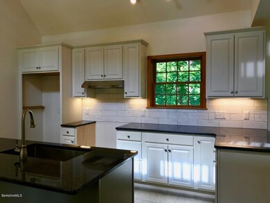 13 W Parsons Dr, Conway, MA 01341 - photo 5