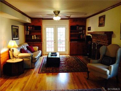 Huge Family Room with pair of built-in Bookcases a