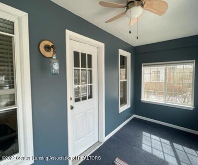 3.1 - Porch