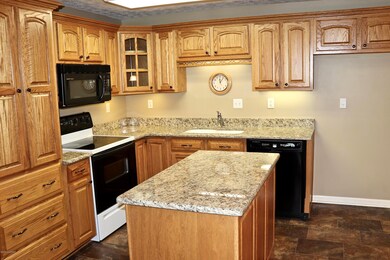 9551 Highway 44 E, Mount Washington, KY 40047 - photo 6