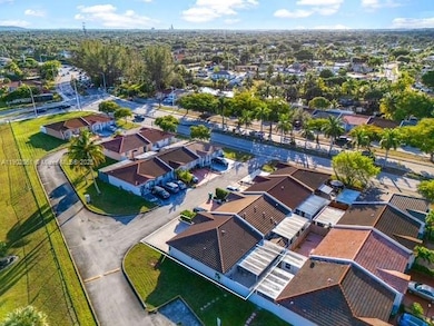 7539 NW 173rd Terrace, Hialeah, FL 33015 - photo 7