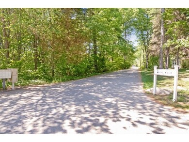 4 Wade Farm unit 4, Newmarket, NH 03857 - photo 2