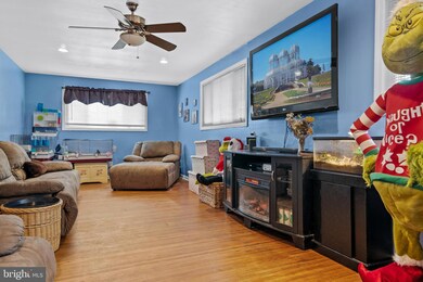 112 S Garden Blvd, Beverly, NJ 08010 - photo 5