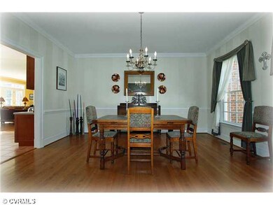 Dining Room - Formal Dining Room with Hardwood Flo