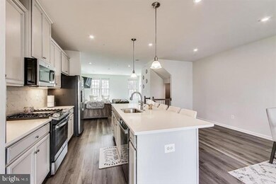 7921 Mine Run Rd, Hanover, MD 21076 - photo 5