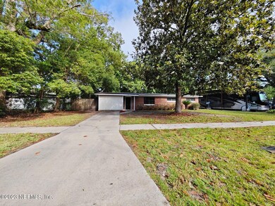 2228 Betsy Dr, Jacksonville, FL 32210 - photo 2