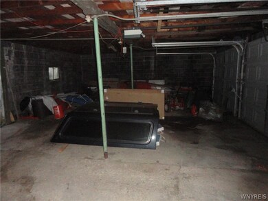 556 16th St, Niagara Falls, NY 14301 - photo 5