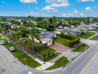 5600 Purdy Ln, West Palm Beach, FL 33415 - photo 2