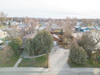 710 3rd St W, Hardin, MT 59034 - photo 6