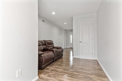 27-29 Shurtleff St unit B, Malden, MA 02148 - photo 5