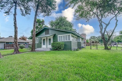 4608 Michaux St unit 2, Houston, TX 77009 - photo 3