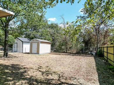 407 Houston St, Ennis, TX 75119 - photo 7