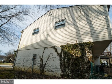 734 Elmtree Ln, Claymont, DE 19703 - photo 3