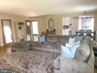 12118 Mackell Ln, Bowie, MD 20715 - photo 7