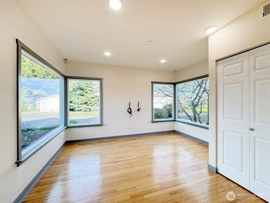 1017 E Front St, Port Angeles, WA 98362 - photo 7