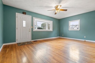 10 Davis Ct, Saugus, MA 01906 - photo 5