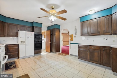 30 Whitewood Dr, Levittown, PA 19057 - photo 3