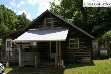 Welcome Home!!! 928 SF Heated