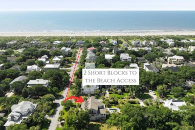 2 blocks to beach