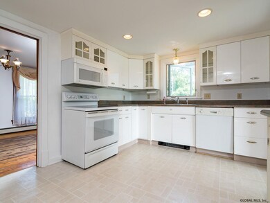 194 Bald Mountain Rd, Troy, NY 12180 - photo 2