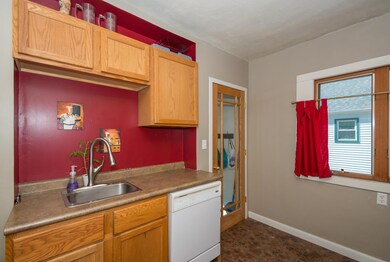 1232 Cherry St, Grand Forks, ND 58201 - photo 6